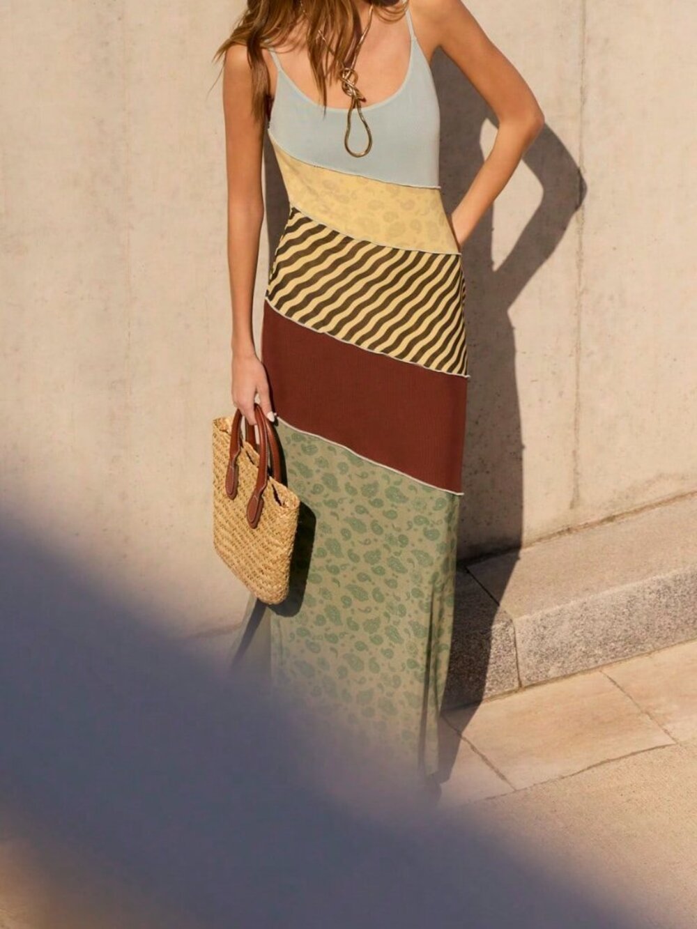 Multicolor Colorblock Women's Graphic Long Backless Spaghetti Sleeve Midi Dress - Picture 3 of 6